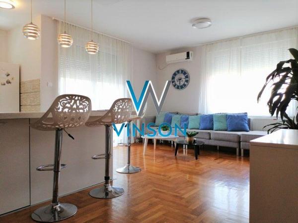 Slika 2 - Školska, Dvoiposoban stan na prodaju, 77m2, 257.500€