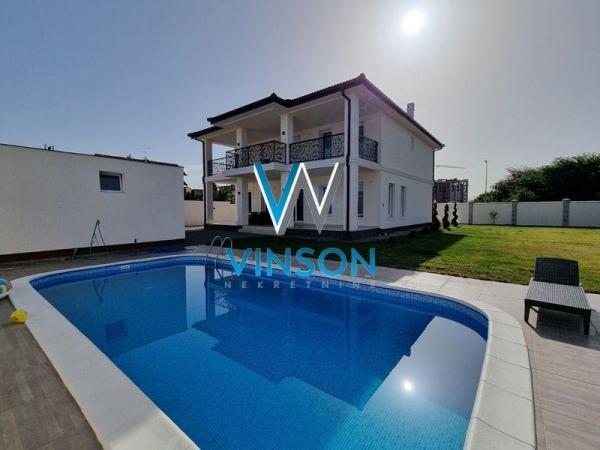 Glavna slika - Kuća za izdavanje, 300m2, 5.000€