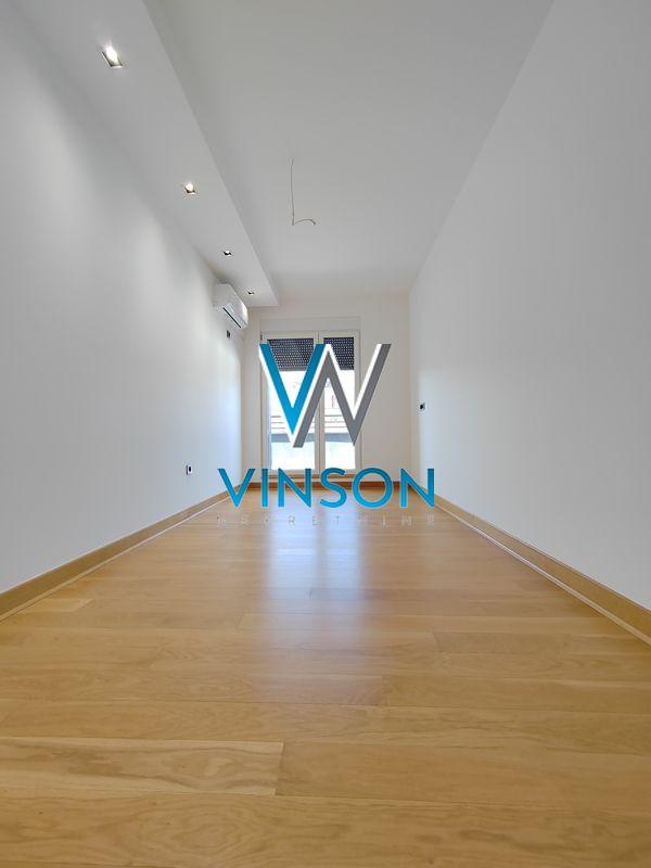 Slika 11 - Cara Dušana, Četvorosoban stan na prodaju, 240m2, 618.000€