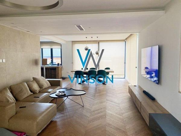 Glavna slika - Kuća na prodaju, 360m2, 607.700€