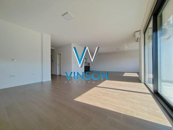 Slika 2 - Milutina Bojića,  Lokal za izdavanje, 168m2, 2.200€