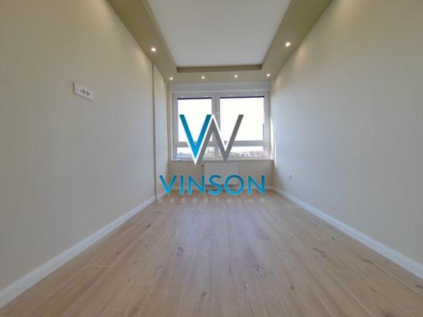 Slika 7 - Radnička,  Lokal za izdavanje, 101m2, 2.100€