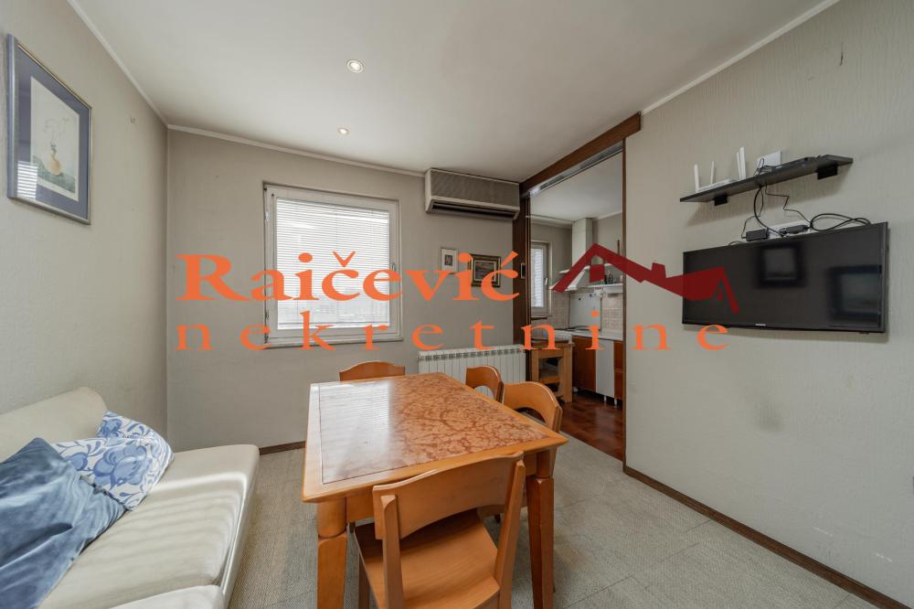 Slika 4 - Jug Bogdanova, Trosoban stan na prodaju, 72m2, 225.000€