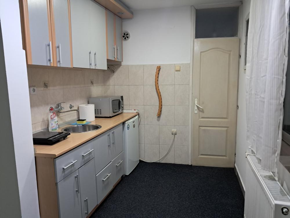 Slika 4 - Dvosoban stan za izdavanje, 60m2, 30€