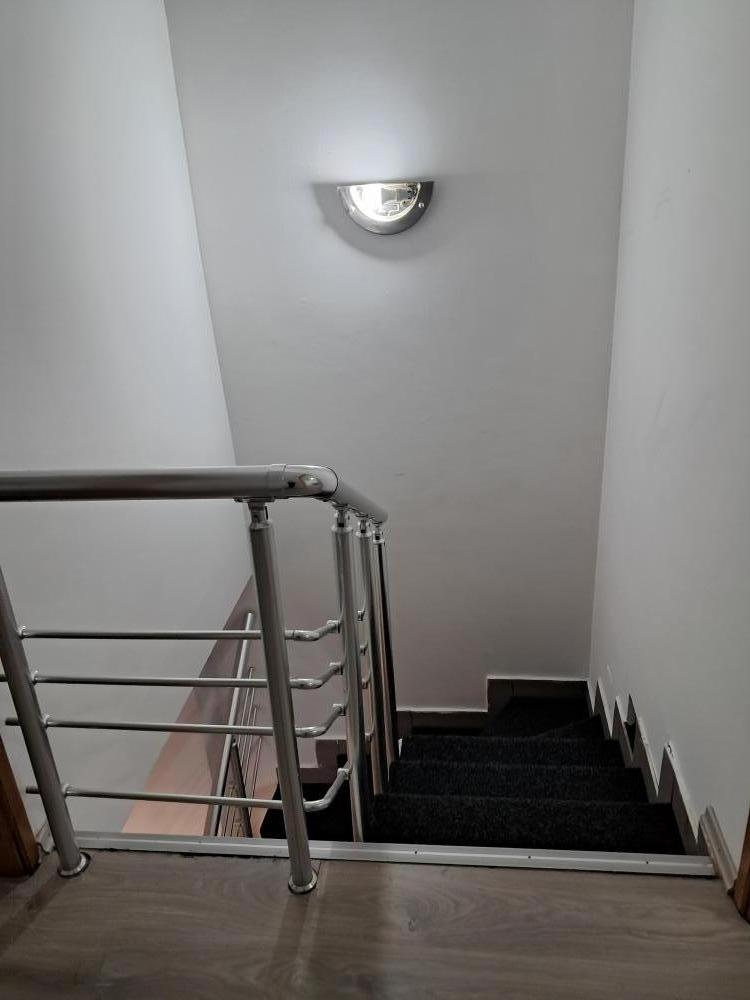 Slika 2 - Dvosoban stan za izdavanje, 60m2, 30€