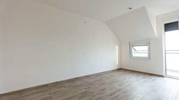 Slika 2 - Četvorosoban stan na prodaju, 89m2, 151.300€