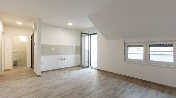 Glavna slika -Četvorosoban stan na prodaju, 89m2, 151.300€