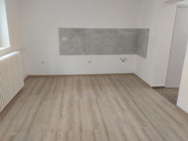 Glavna slika -Jednoiposoban stan na prodaju, 38m2, 86.100€