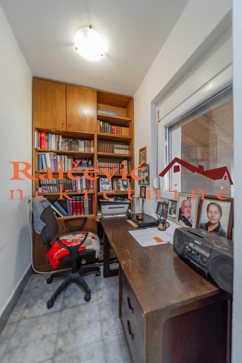 Slika 3 - Slanacki put, Kuća na prodaju, 263m2, 350.000€