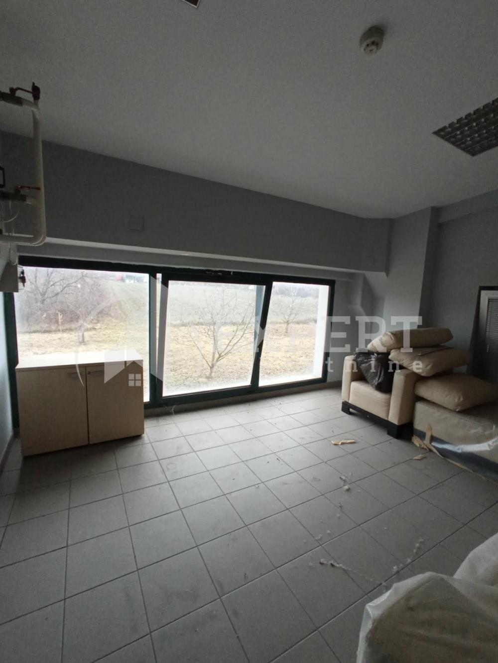 Slika 11 - Čamurlijski put,  Lokal za izdavanje, 760m2, 3.420€