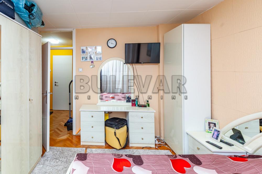 Slika 6 - Bulevar Nemanjića, Trosoban stan na prodaju, 77m2, 154.000€