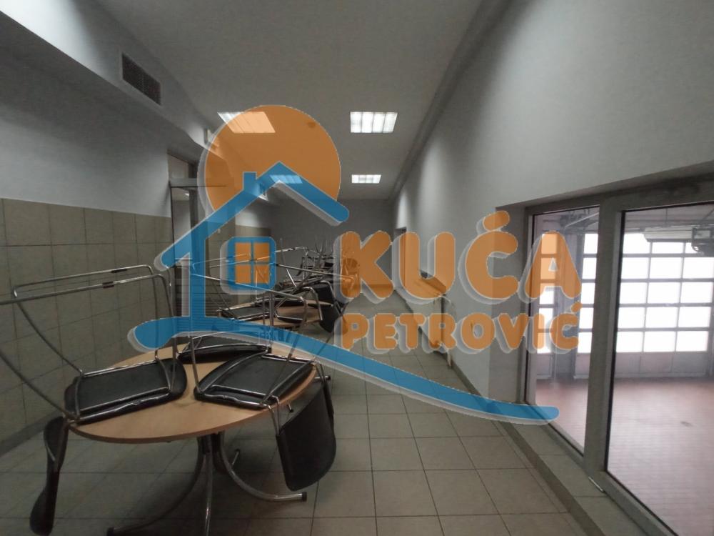 Slika 7 - Čamurlijski put,  Lokal za izdavanje, 760m2, 3.420€