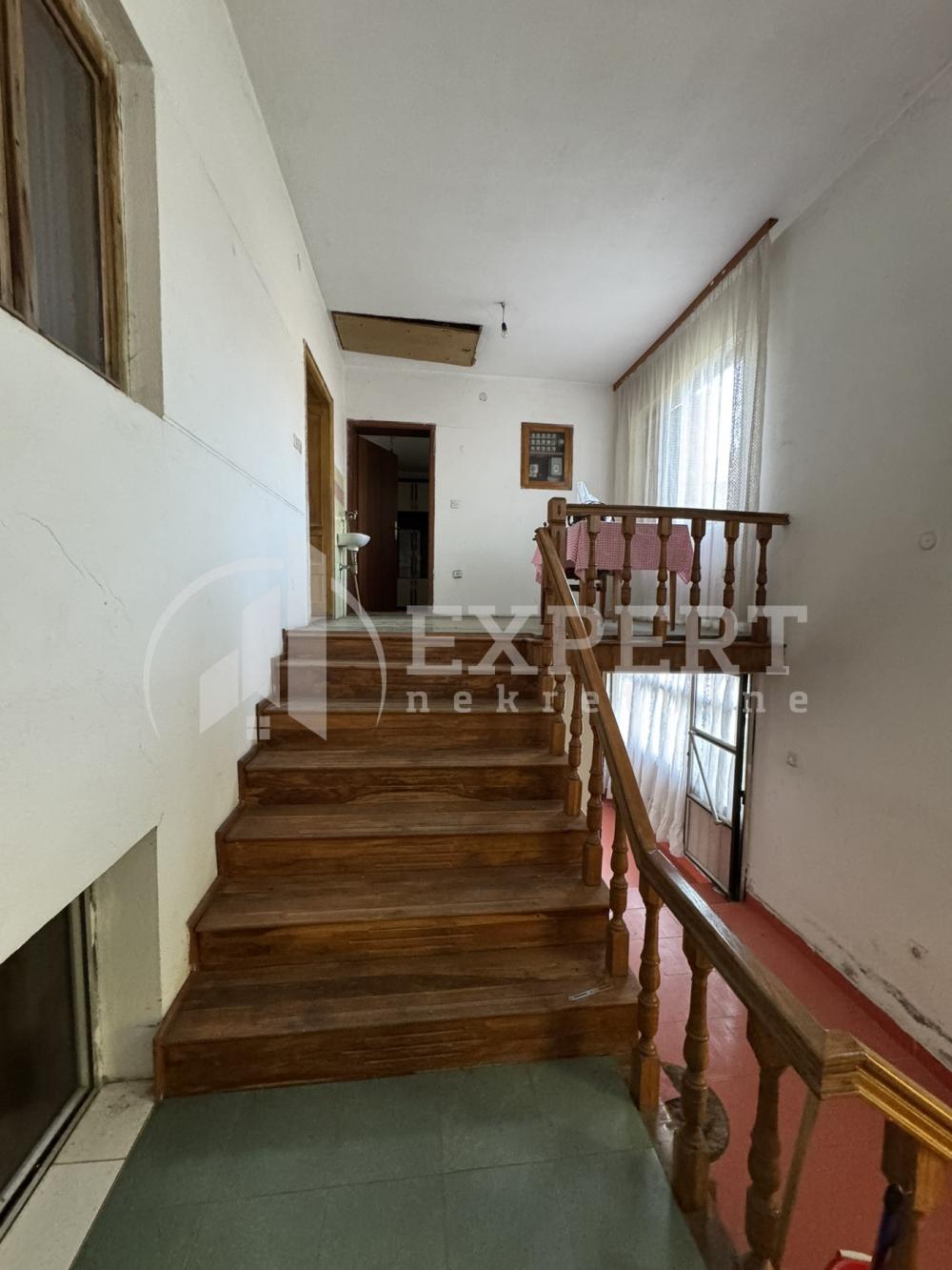 Slika 7 - Novo selo,  Kuća na prodaju, 144m2, 98.000€