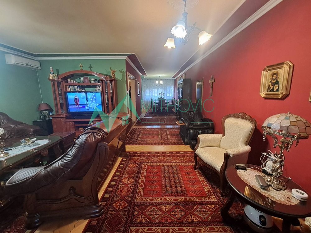 Slika 1 -  Kuća na prodaju, 250m2, 360.500€