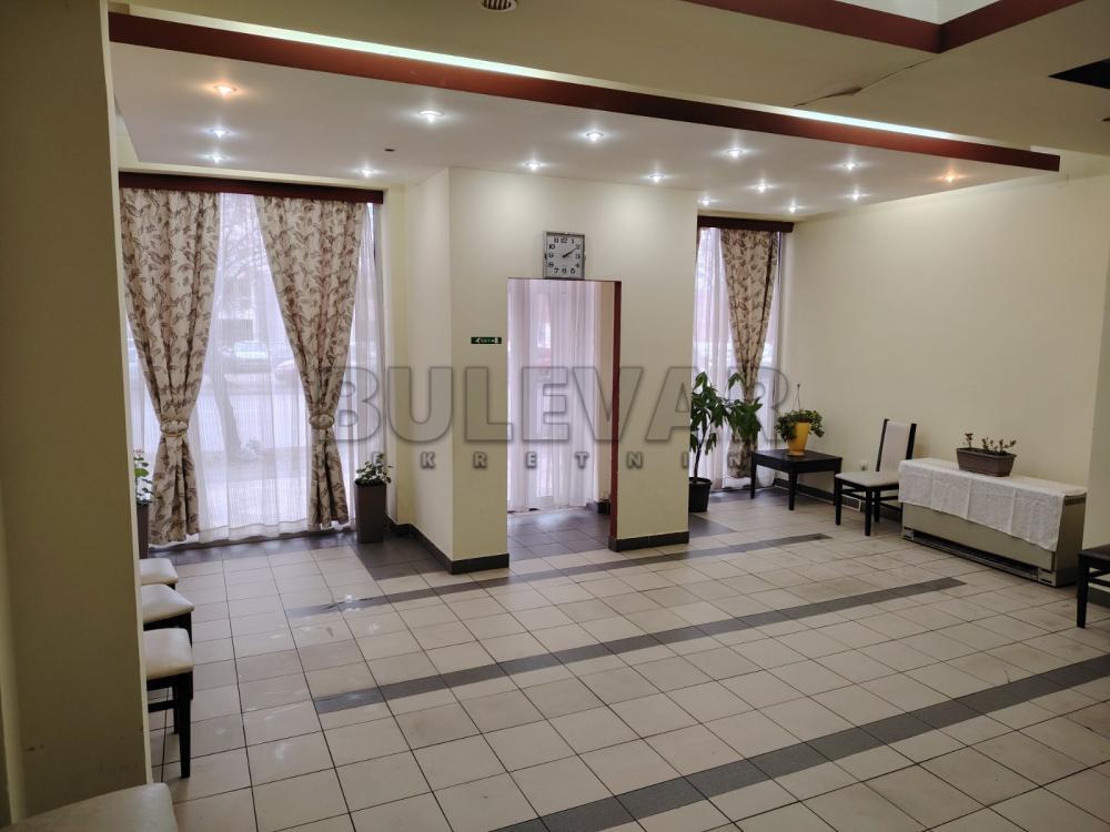 Glavna slika -Knjaževačka,  Lokal za izdavanje, 150m2, 1.000€