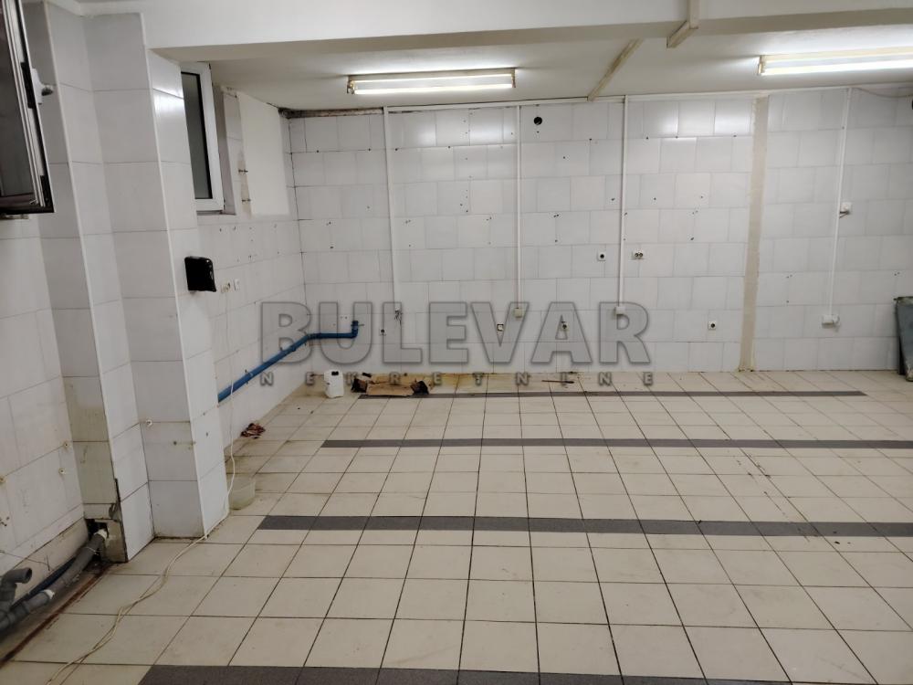 Slika 3 - Knjaževačka,  Lokal za izdavanje, 150m2, 1.000€
