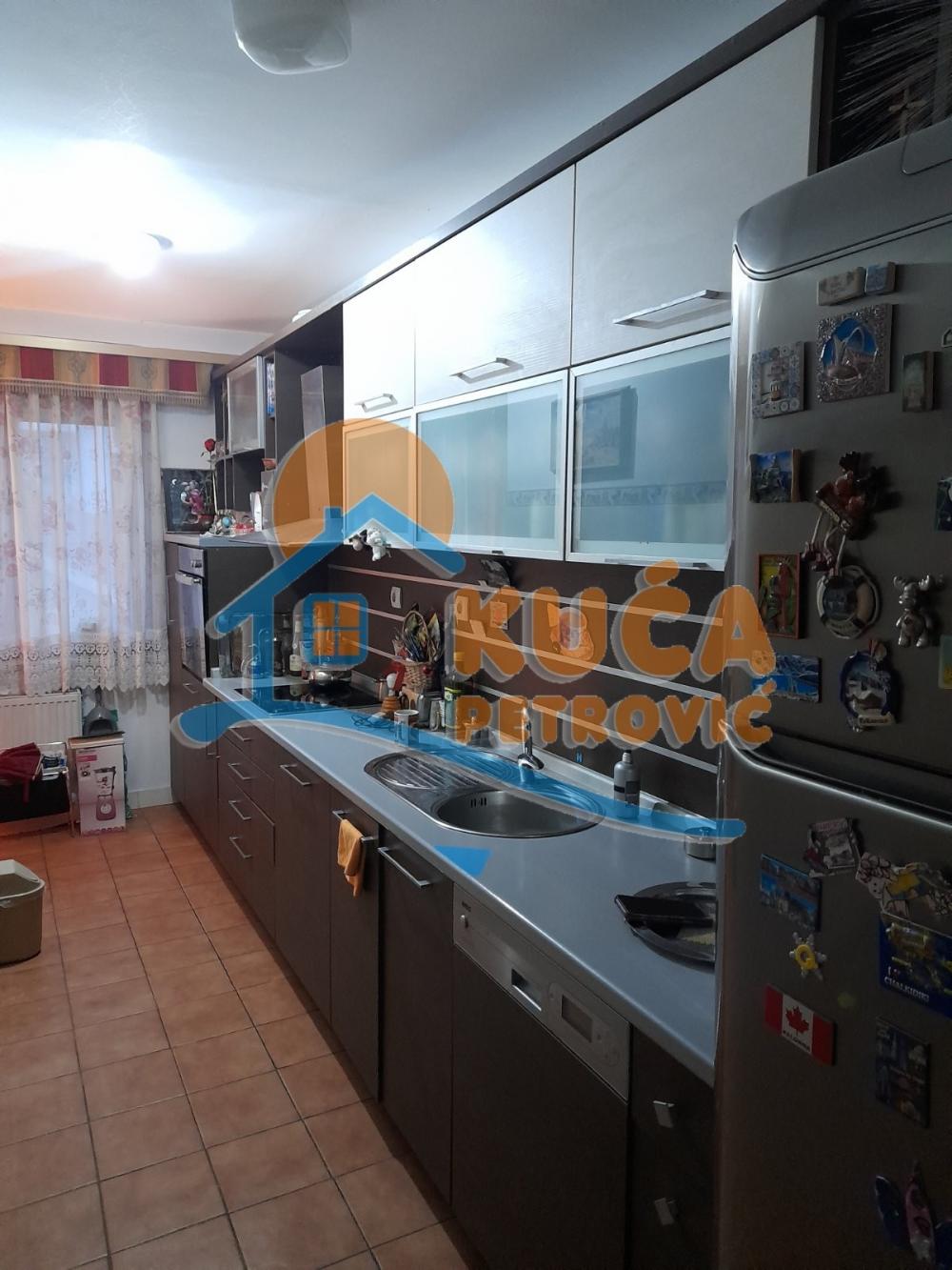 Slika 2 - Prvomajska, Četvorosoban stan na prodaju, 111m2, 222.000€