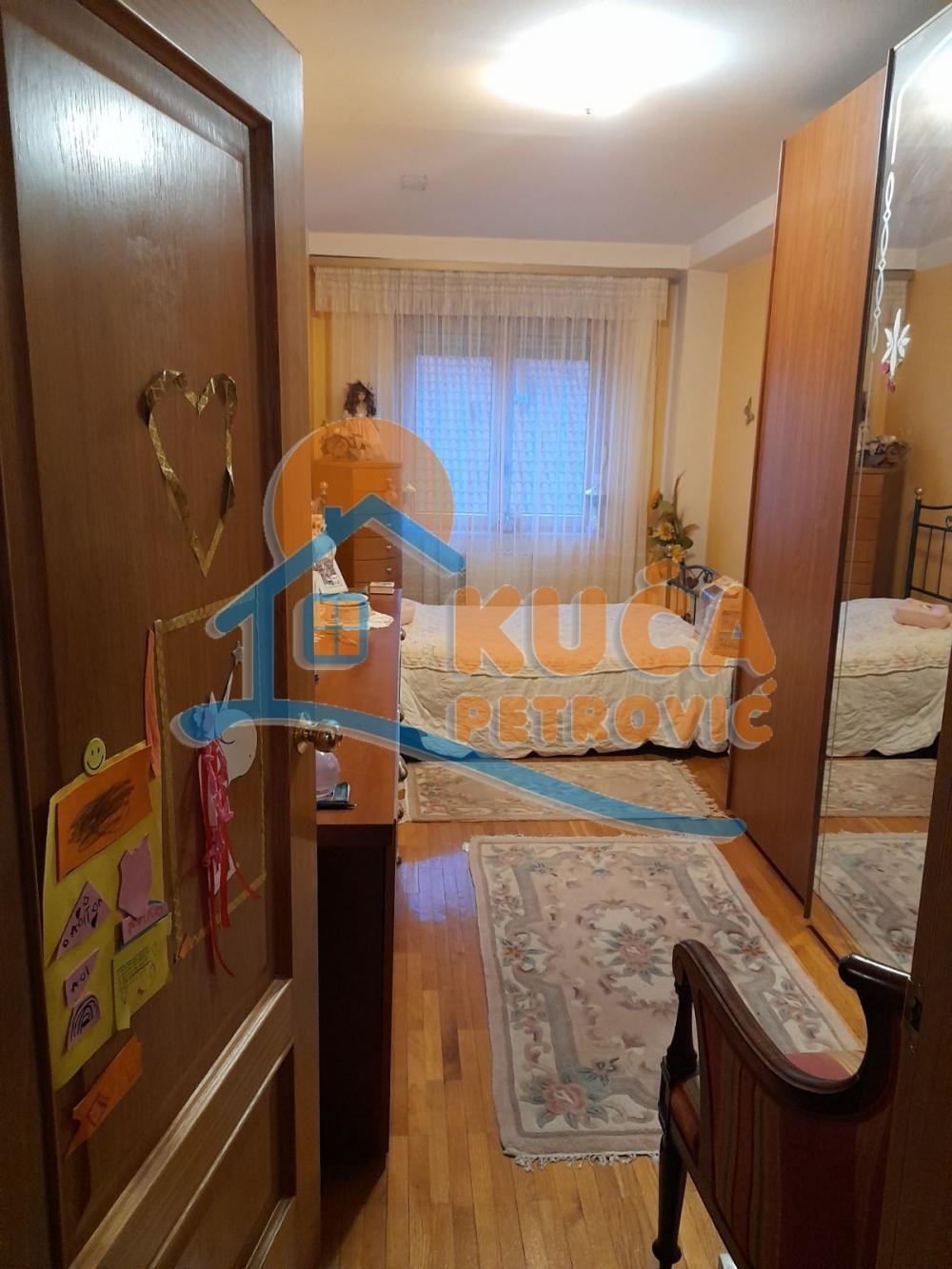 Slika 6 - Prvomajska, Četvorosoban stan na prodaju, 111m2, 222.000€