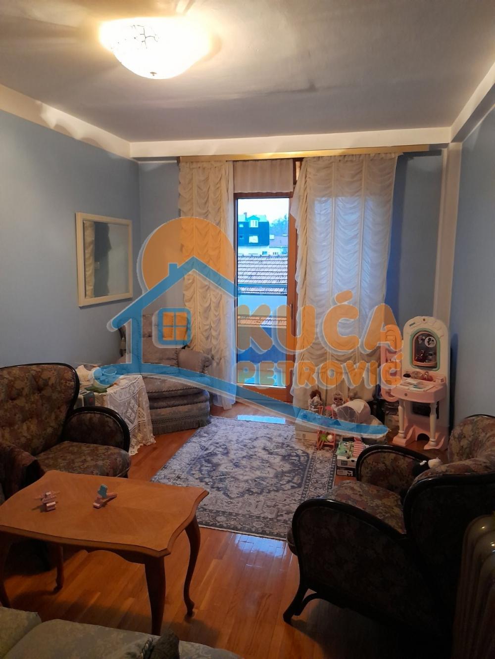 Slika 4 - Prvomajska, Četvorosoban stan na prodaju, 111m2, 222.000€