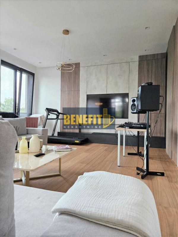 Slika 7 - Četvorosoban stan na prodaju, 173m2, 1.100.000€