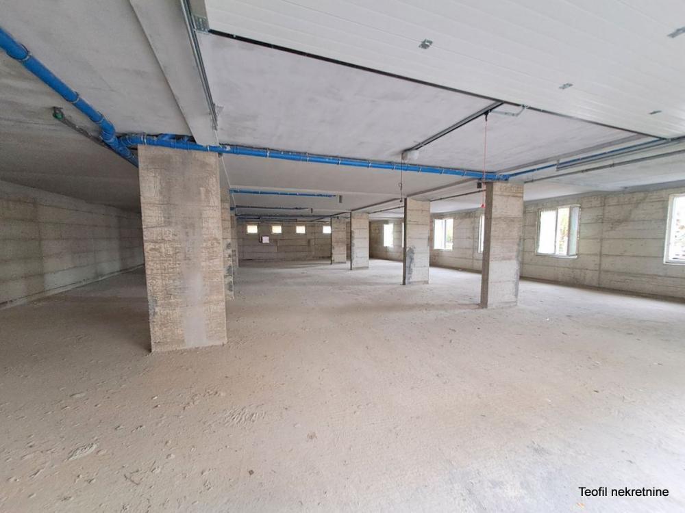 Glavna slika -Ristin potok,  Lokal na prodaju, 400m2, 359.900€