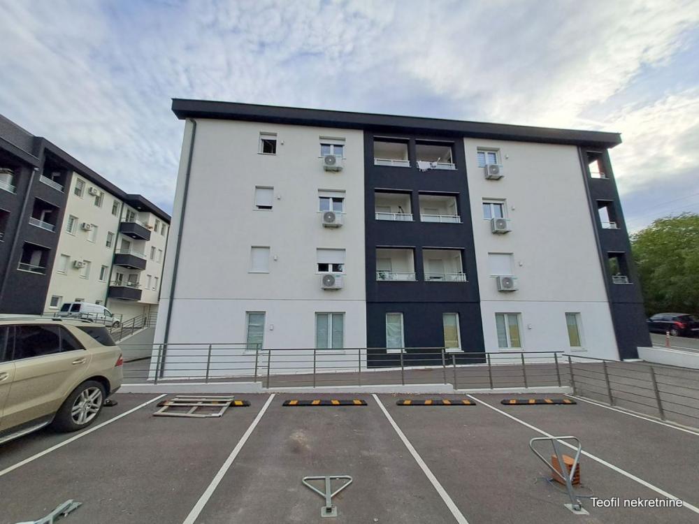 Slika 11 - Ristin potok,  Lokal na prodaju, 400m2, 359.900€