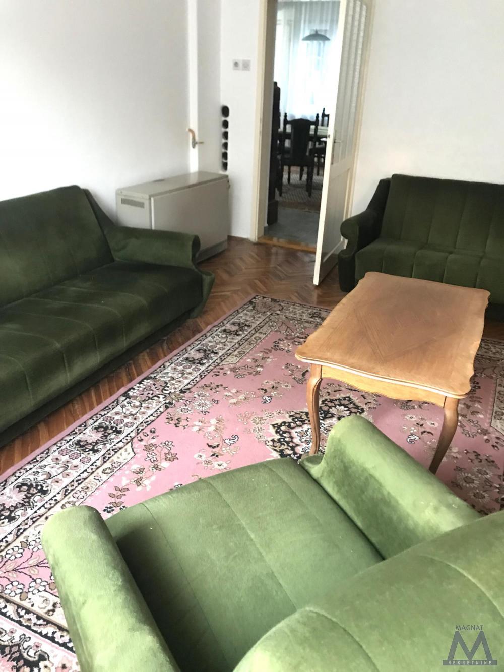 Slika 1 -  Kuća na prodaju, 300m2, 278.000€