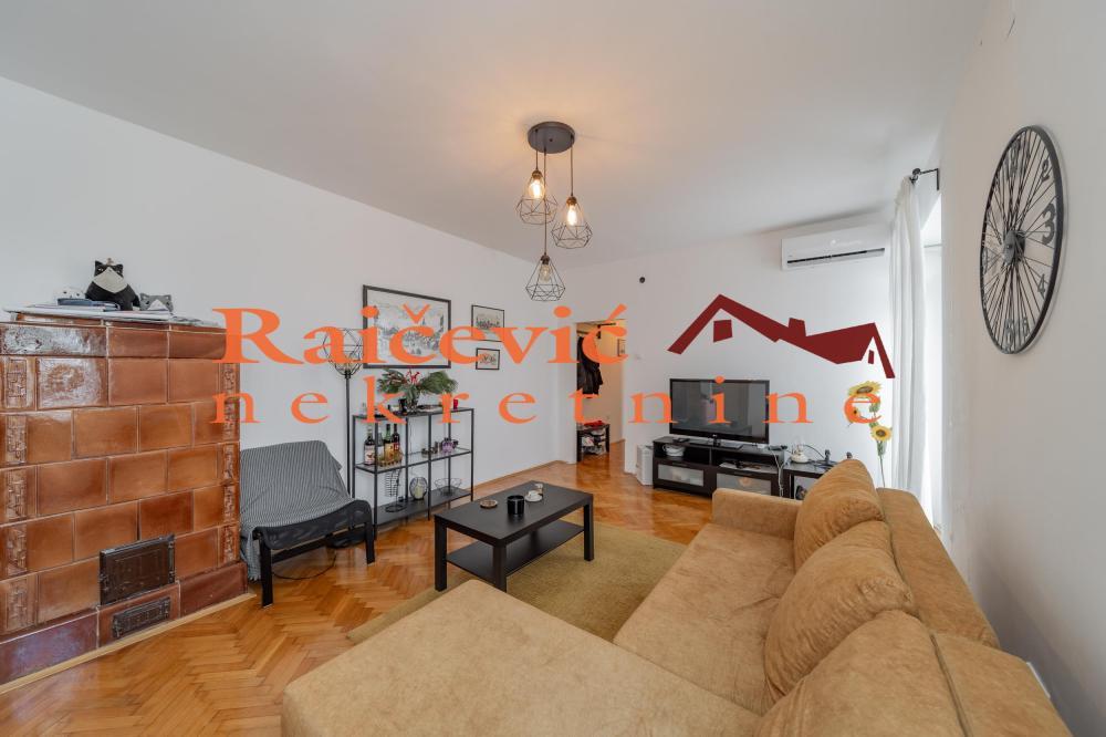 Glavna slika -Pozarevacka, Dvosoban stan na prodaju, 48m2, 179.000€