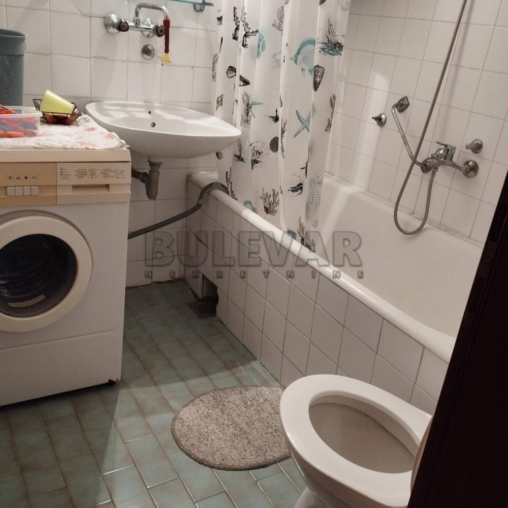 Slika 8 - Bulevar Nemanjića, Trosoban stan za izdavanje, 78m2, 400€