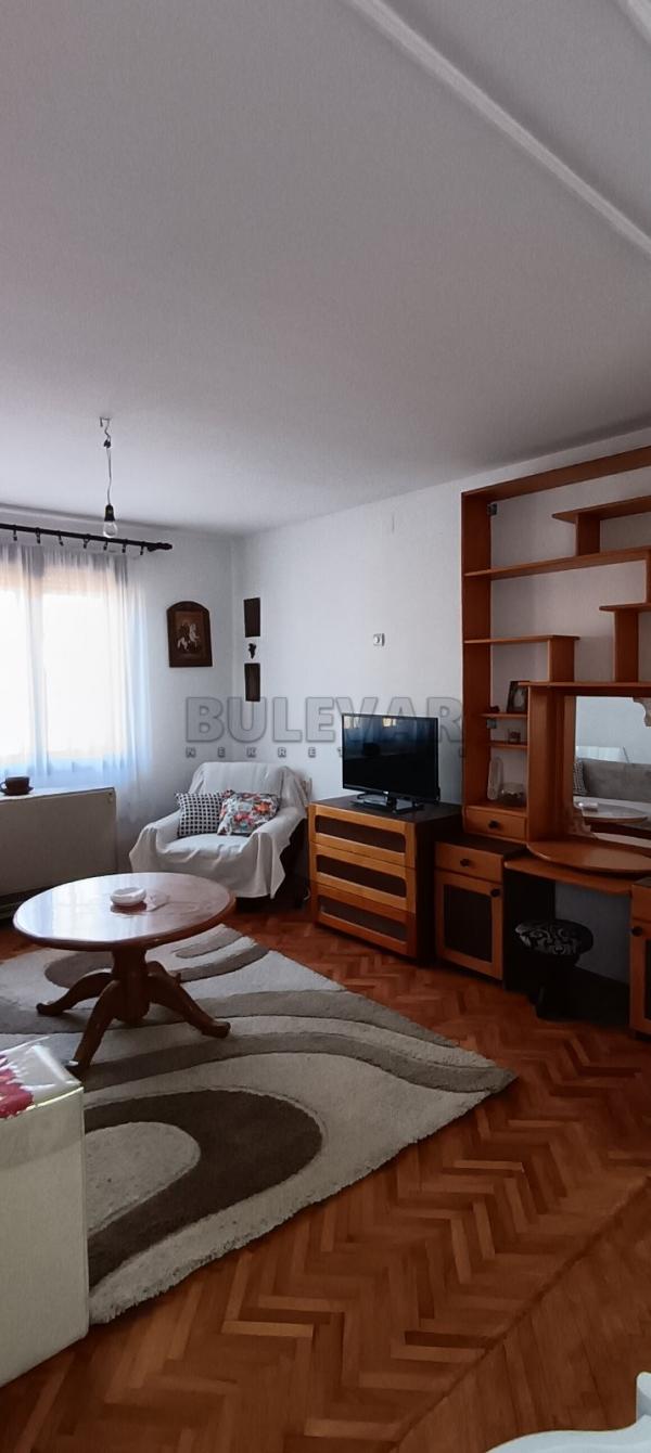 Slika 1 - Vojislava Vasje Stankovića, Dvosoban stan za izdavanje, 70m2, 250€