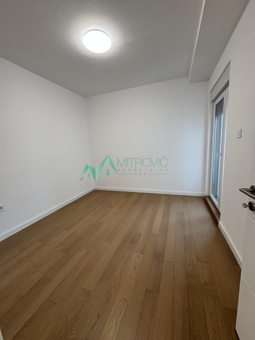 Slika 9 - Petosoban stan za izdavanje, 112m2, 1.300€