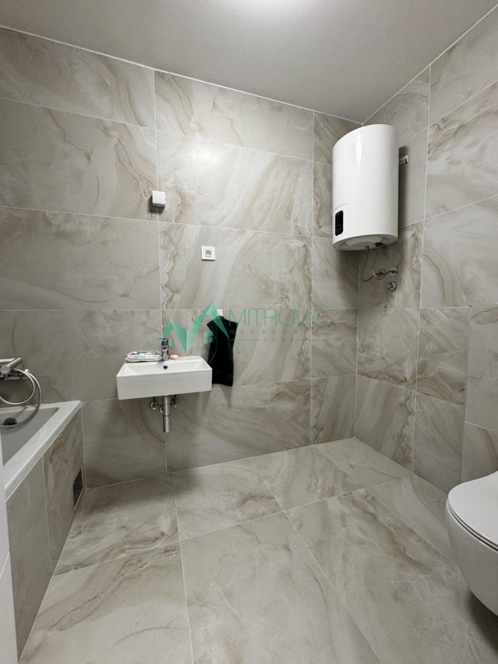 Slika 6 - Petosoban stan za izdavanje, 112m2, 1.300€