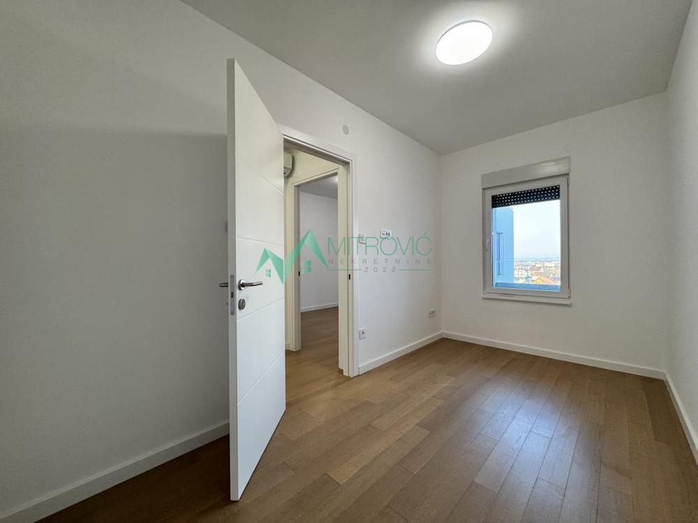 Slika 10 - Petosoban stan za izdavanje, 112m2, 1.300€