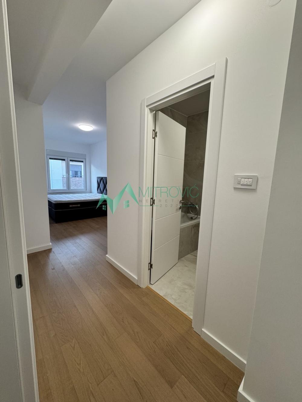 Slika 3 - Petosoban stan za izdavanje, 112m2, 1.300€