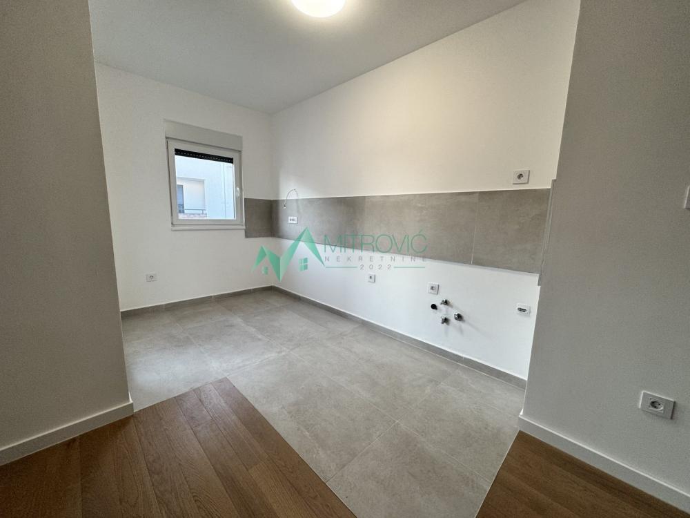 Slika 2 - Petosoban stan za izdavanje, 112m2, 1.300€