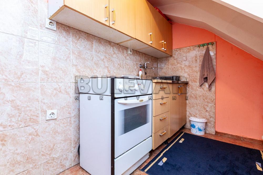 Slika 4 - Trg kralja Aleksandra Ujedinitelja, Jednoiposoban stan za izdavanje, 33m2, 320€