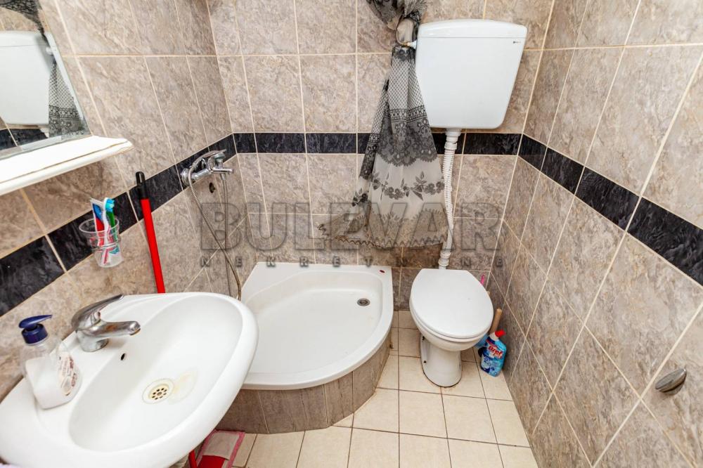 Slika 9 - Trg kralja Aleksandra Ujedinitelja, Jednoiposoban stan za izdavanje, 33m2, 320€