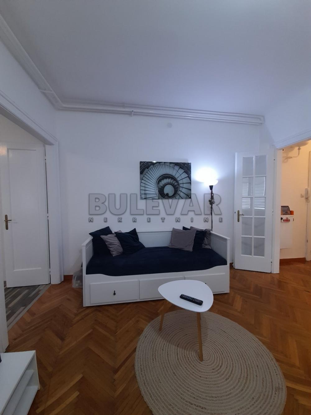 Slika 1 - Strahinjića Bana, Jednoiposoban stan za izdavanje, 50m2, 400€