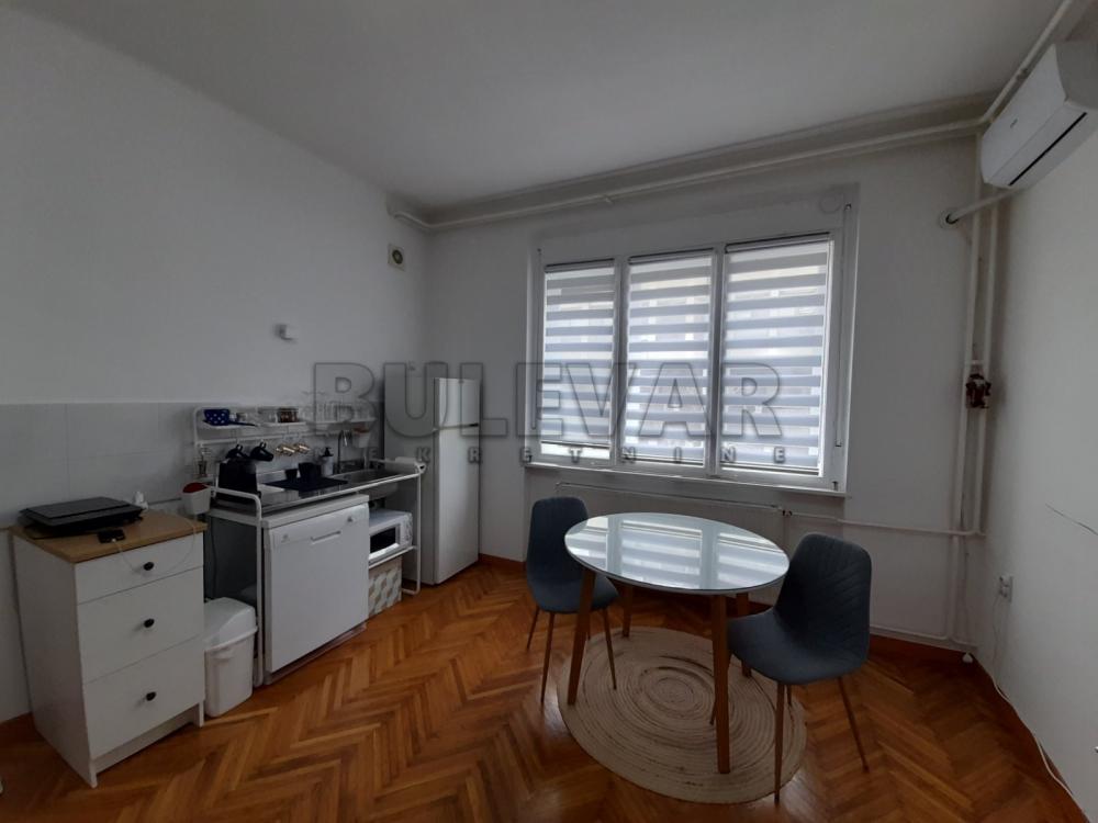 Slika 5 - Strahinjića Bana, Jednoiposoban stan za izdavanje, 50m2, 400€