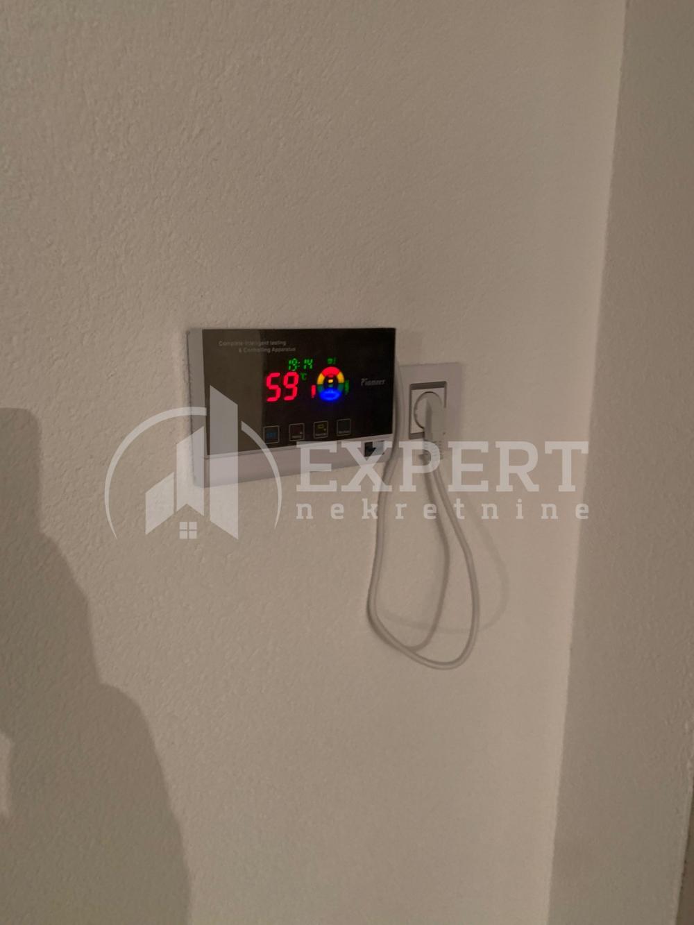 Slika 5 - Popovac,  Kuća na prodaju, 390m2, 150.000€