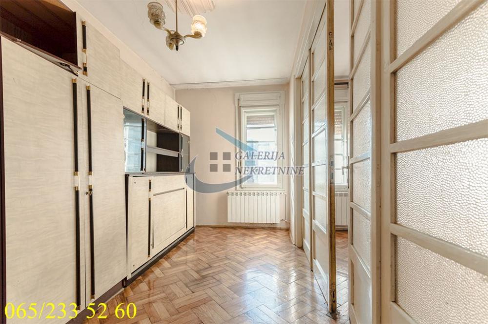 Slika 1 - Simina, Trosoban stan na prodaju, 77m2, 385.000€