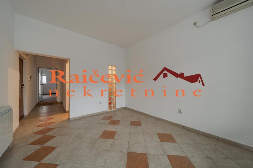 Slika 11 - Mlatisumina,  Lokal na prodaju, 59m2, 222.000€