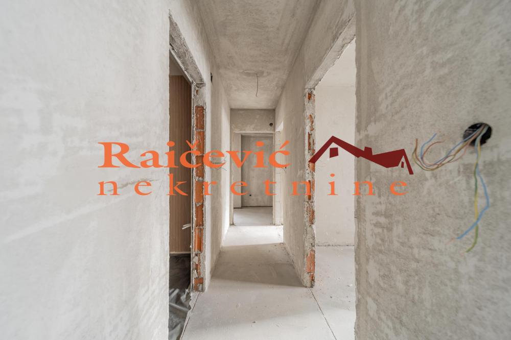 Slika 5 - Lekino brdo, Troiposoban stan na prodaju, 75m2, 262.500€