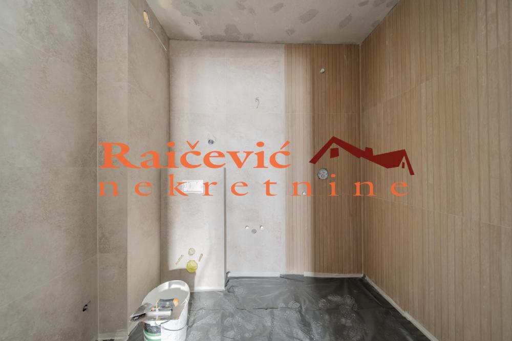 Slika 9 - Lekino brdo, Troiposoban stan na prodaju, 75m2, 262.500€