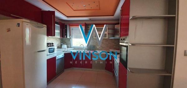 Slika 3 - Preradovićeva, Četvoroiposoban stan za izdavanje, 198m2, 1.000€