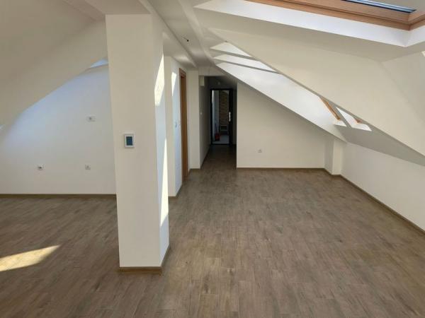 Slika 2 - Trosoban stan na prodaju, 90m2, 144.200€