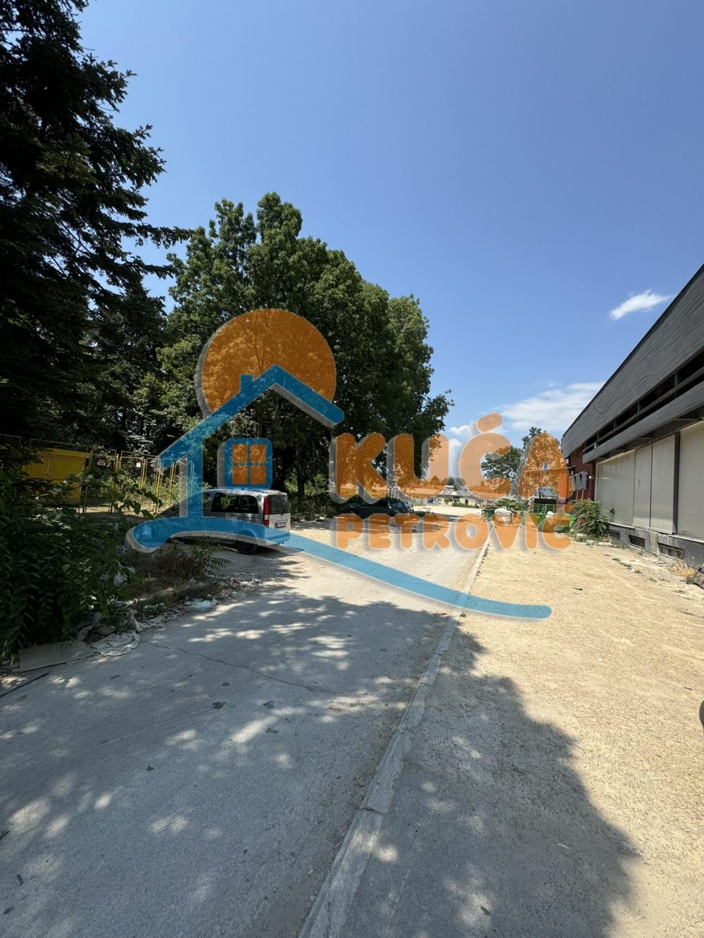 Slika 3 - Šumadijska,  Lokal za izdavanje, 1000m2, 5.000€