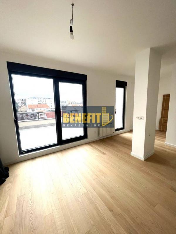 Glavna slika -Trosoban stan na prodaju, 89m2, 284.000€