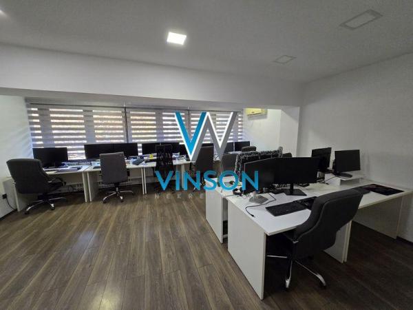 Slika 4 - Bulevar oslobođenja,  Lokal za izdavanje, 194m2, 2.000€
