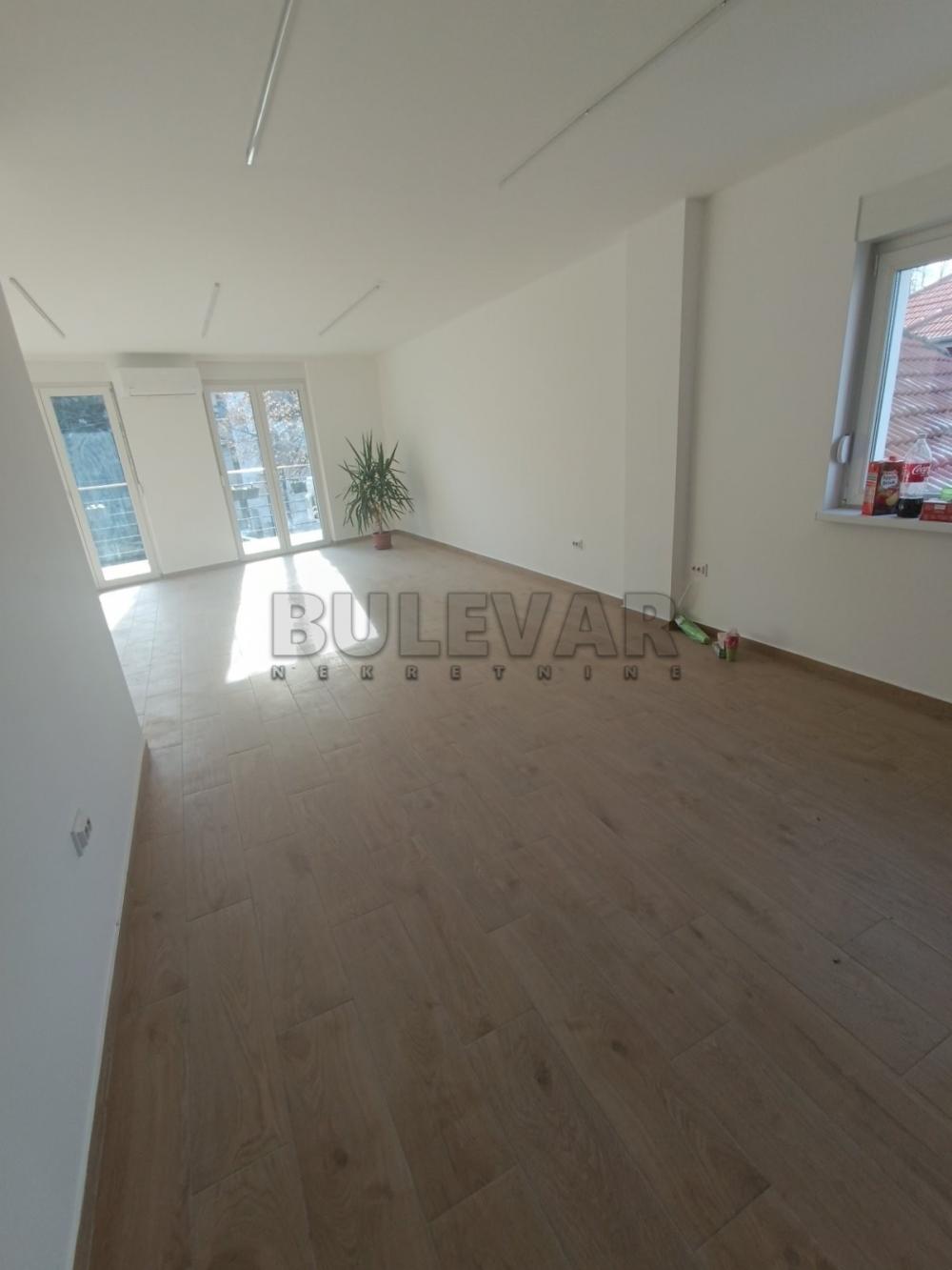 Slika 1 - Stanoja Bunuševca,  Lokal za izdavanje, 103m2, 800€